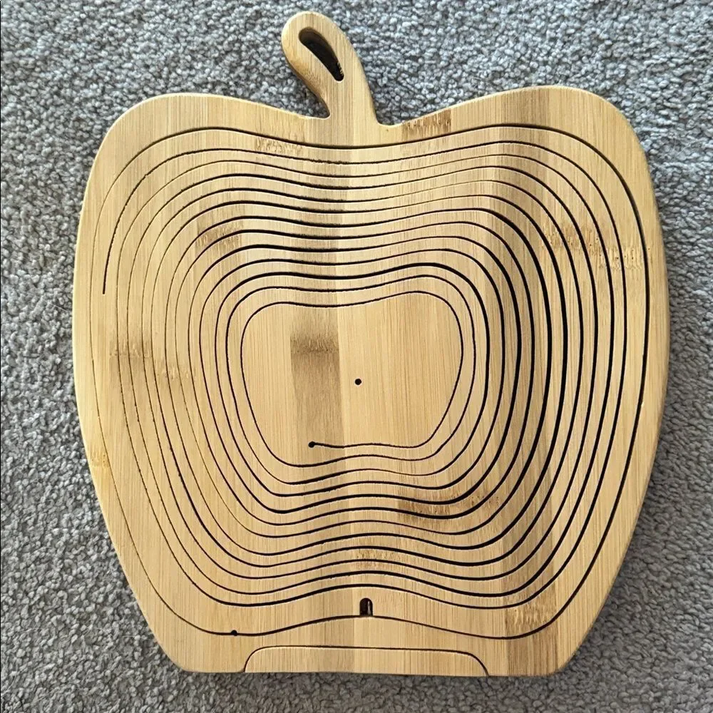 Bonnie & Pop Natural Bamboo Apple-Shaped Basket/Tray
